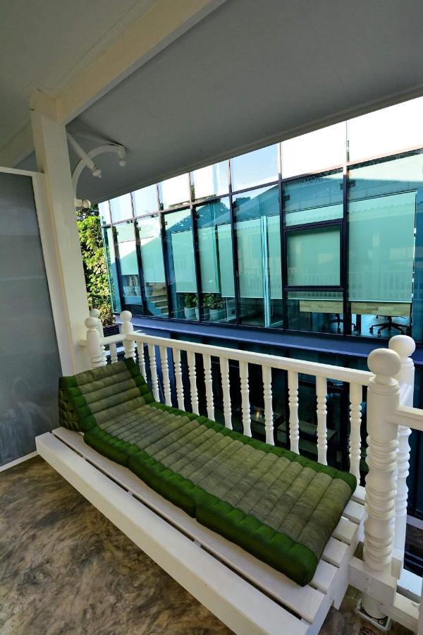 Lana Beds & Space Chiang Mai Bagian luar foto