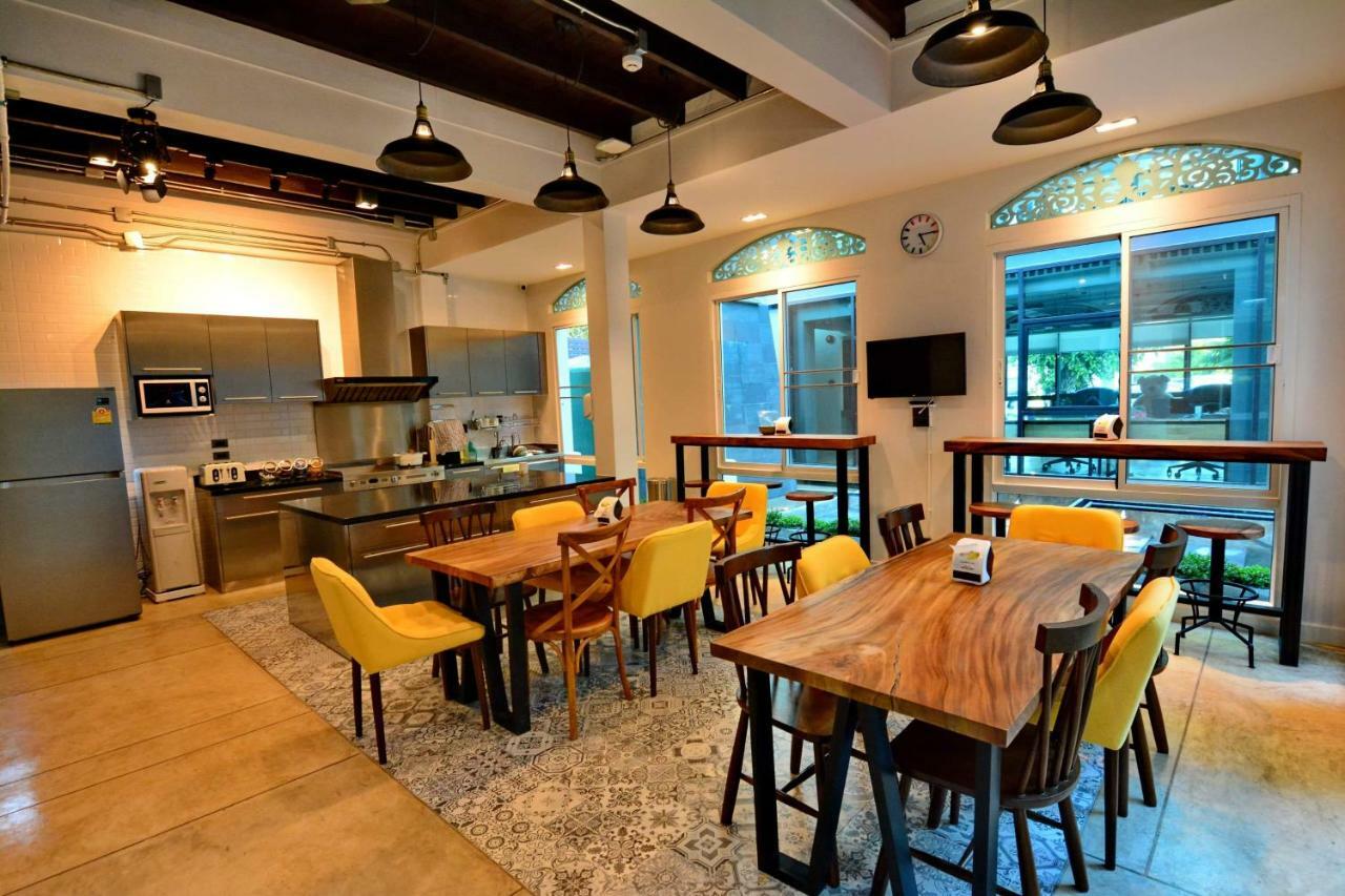 Lana Beds & Space Chiang Mai Bagian luar foto