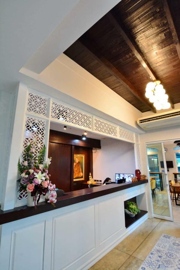 Lana Beds & Space Chiang Mai Bagian luar foto