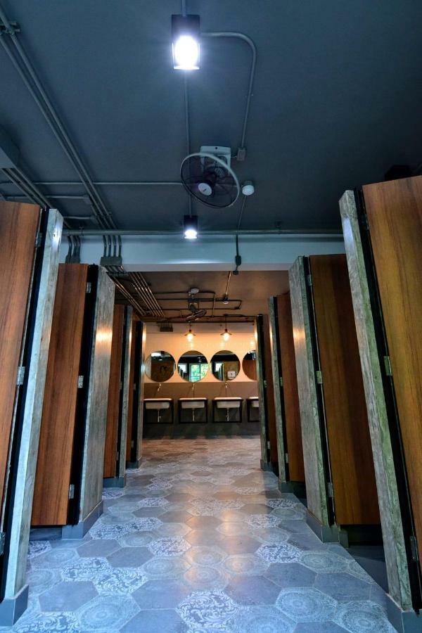 Lana Beds & Space Chiang Mai Bagian luar foto