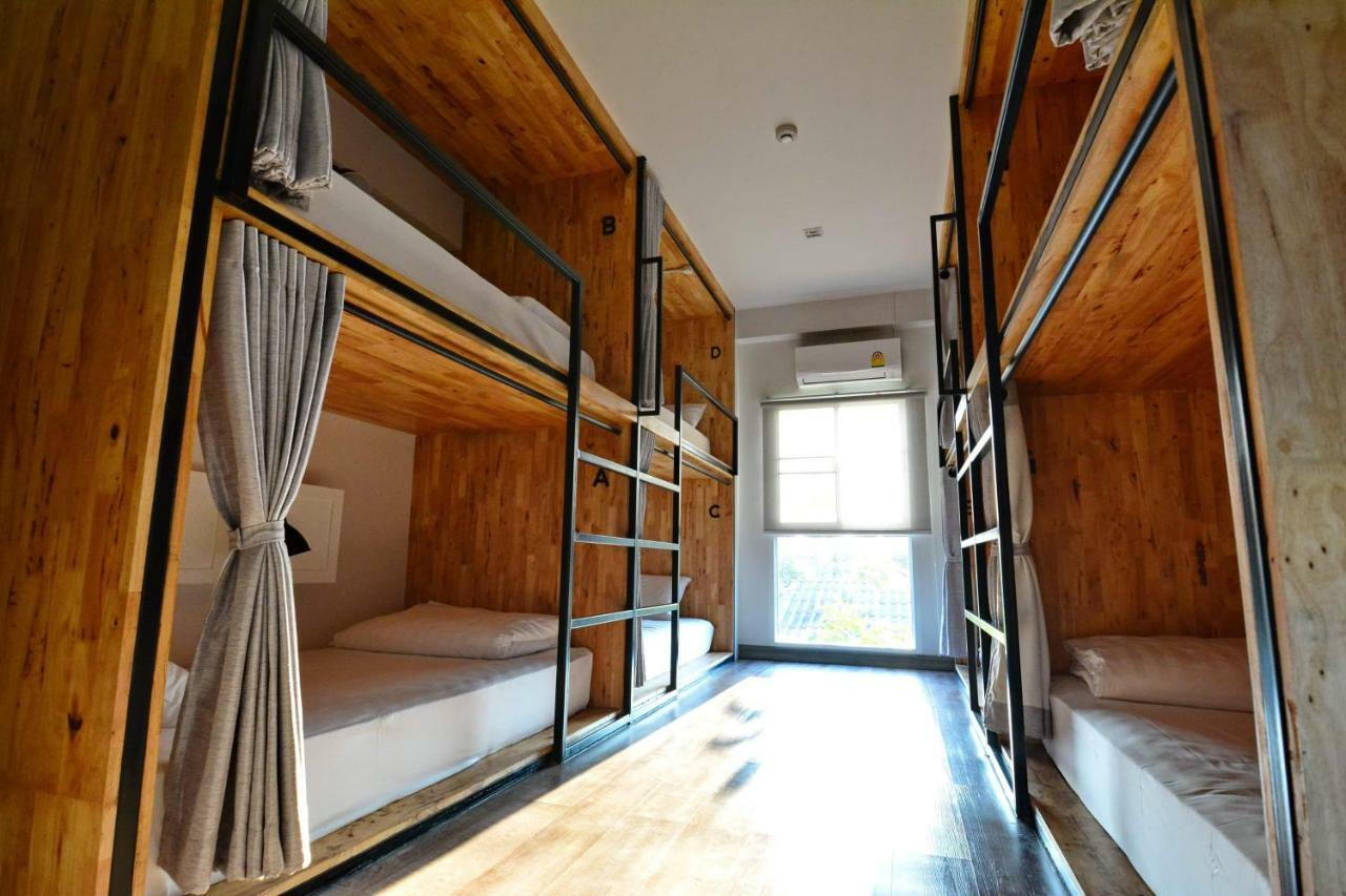 Lana Beds & Space Chiang Mai Bagian luar foto